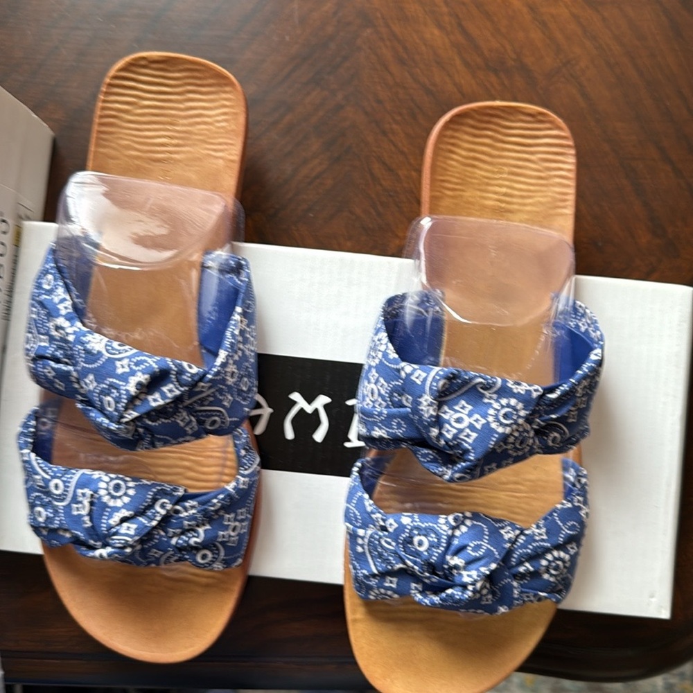 ❤️Blue Patterned Women's Sandals ❤️